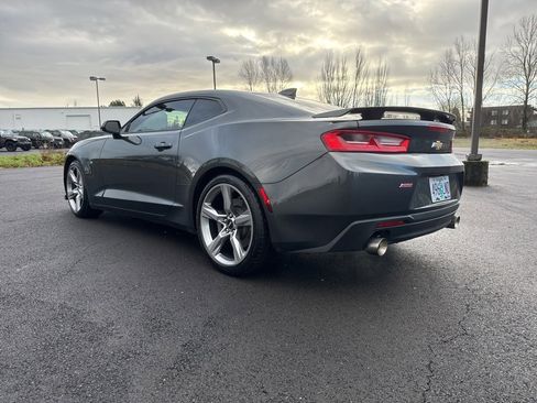 Used 2017 Chevrolet Camaro SS image 5