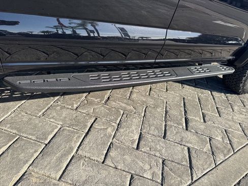 Used 2025 Ford F150 Raptor image 5