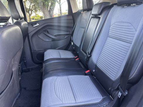 Used 2019 Ford Escape SE AWD/4WD image 8