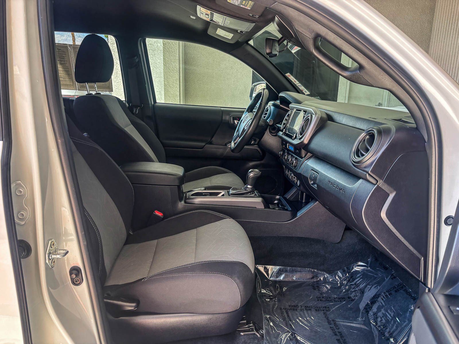 Used 2023 Toyota Tacoma TRD Sport w/ Technology Package RWD image 19