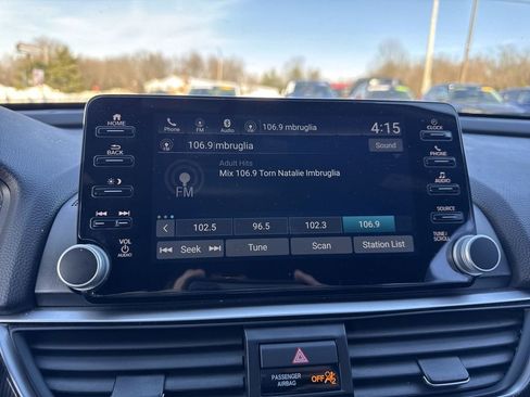 Used 2021 Honda Accord Sport image 16