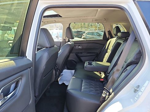 New 2026 Nissan Rogue Platinum w/ Platinum Premium Package AWD/4WD image 8