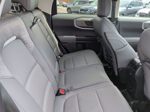 Used 2025 Ford Bronco Sport Badlands AWD/4WD image 8