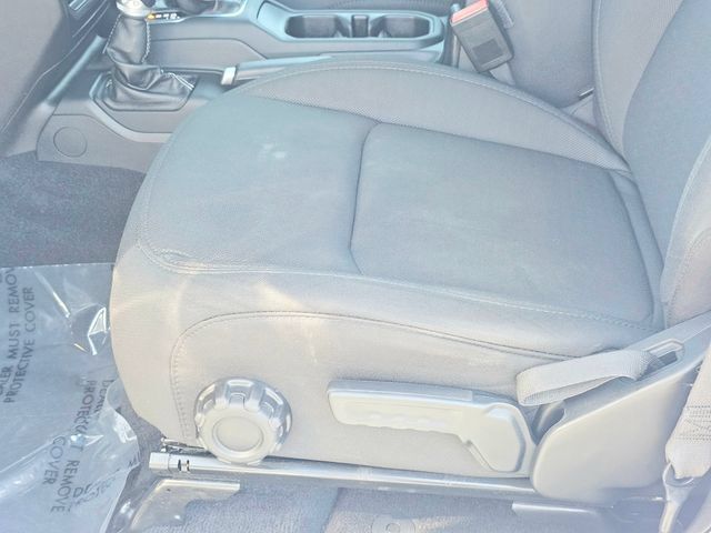 Used 2021 Jeep Wrangler Unlimited Sahara AWD/4WD image 18