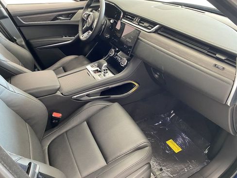 New 2023 Jaguar F-PACE S AWD/4WD image 12