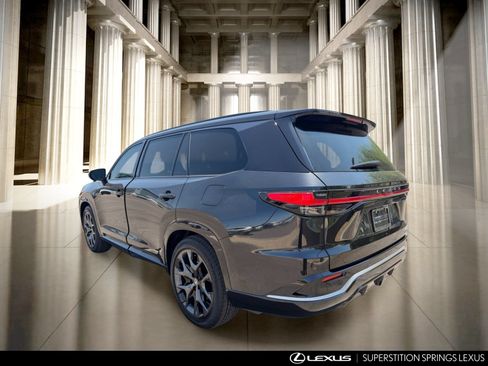 Used 2026 Lexus TX 500h AWD w/ Technology Package image 8
