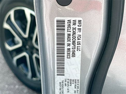 Certified 2023 Jeep Compass Limited w/ Sun and Sound Group image 29