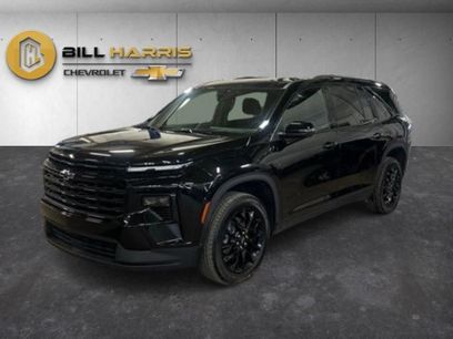 Used 2024 Chevrolet Traverse LT w/ Midnight/Sport Edition