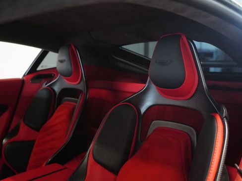 Used 2023 Aston Martin V12 Vantage RWD image 15