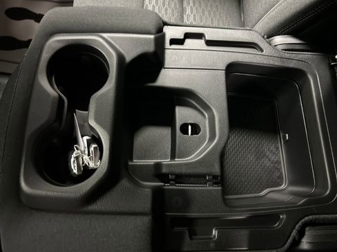 New 2026 RAM 1500 4x4 Crew Cab image 18