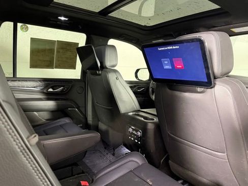 Used 2023 GMC Yukon Denali w/ Denali Reserve Package image 32