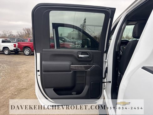 Used 2022 Chevrolet Silverado 3500 LTZ w/ LTZ Convenience Package image 69