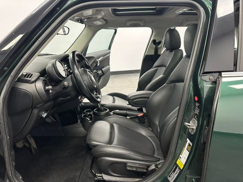 Used 2019 MINI Cooper S w/ Storage Package image 31