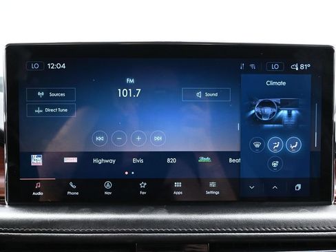Used 2023 Lincoln Nautilus Reserve w/ Equipment Group 201A AWD/4WD image 28