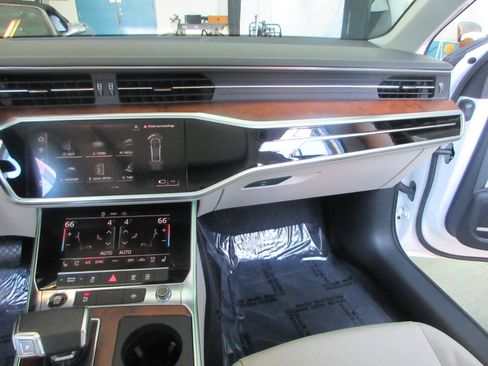 Used 2023 Audi A6 Premium Plus w/ Premium Plus Package AWD/4WD image 48