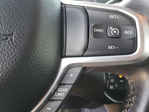 Used 2024 RAM 3500 Big Horn w/ Sport Appearance Package AWD/4WD image 19