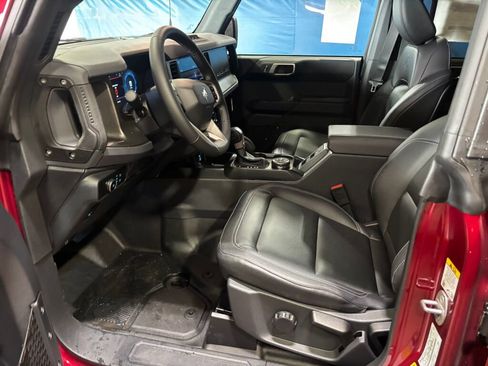 New 2025 Ford Bronco Big Bend w/ Black Diamond Package image 7