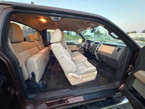 Used 2011 Ford F150 XLT w/ XLT Chrome Pkg image 13