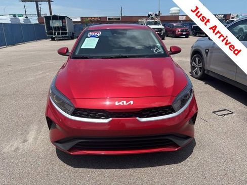 Used 2024 Kia Forte LXS FWD image 5