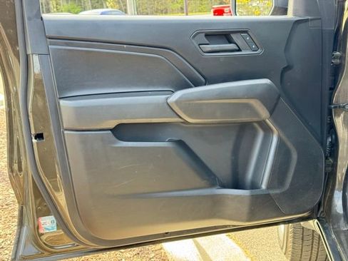 Used 2023 Chevrolet Colorado W/T image 20