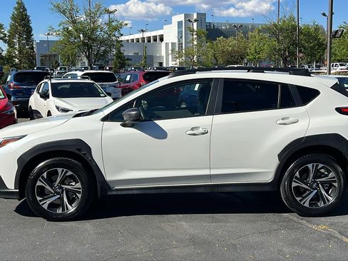 Used 2024 Subaru Crosstrek 2.0i Premium AWD/4WD image 9