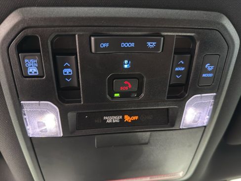 Used 2024 Toyota Tundra Platinum image 20