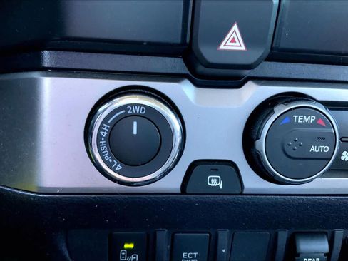 Used 2021 Toyota Tacoma SR5 w/ Technology Package image 35