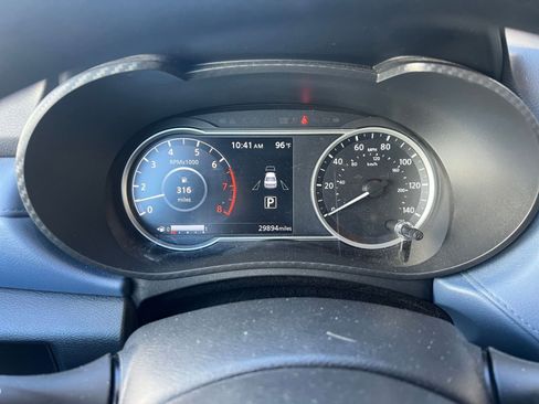Used 2025 Nissan Versa SV FWD image 40