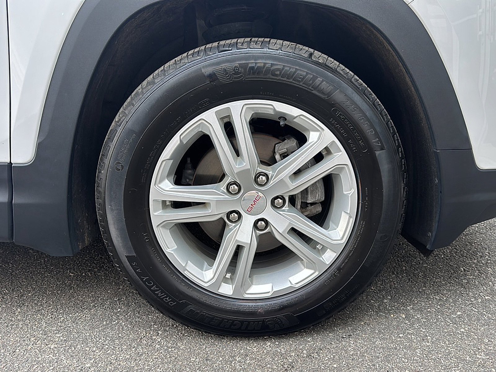 Used 2024 GMC Terrain SLE FWD image 41