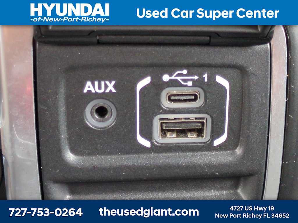 Used 2026 Jeep Wrangler Unlimited Rubicon AWD/4WD image 22
