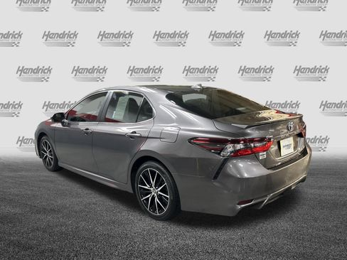 Used 2024 Toyota Camry SE w/ Cold Weather Package FWD image 8
