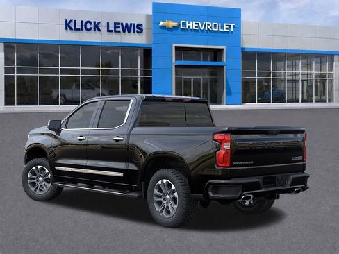 New 2026 Chevrolet Silverado 1500 High Country w/ Z71 Off-Road Package AWD/4WD image 3