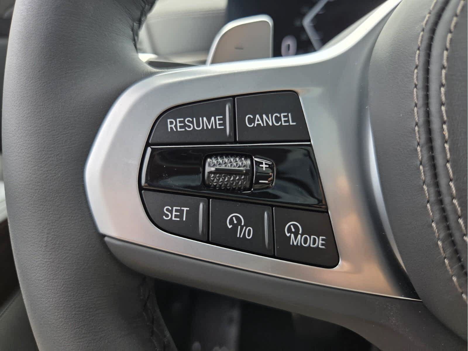 Used 2026 BMW X5 sDrive40i w/ M Sport Package RWD image 33