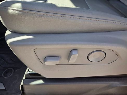 Certified 2026 GMC Sierra 1500 SLT w/ SLT Premium Plus Package image 5