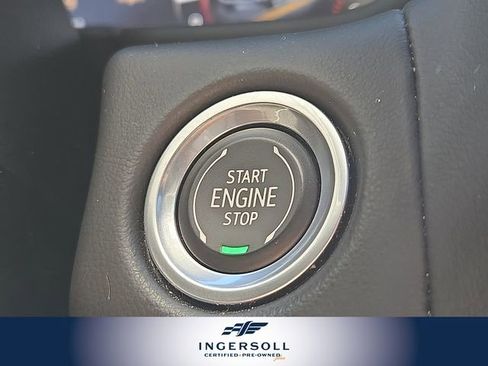 Used 2023 GMC Yukon SLT image 28