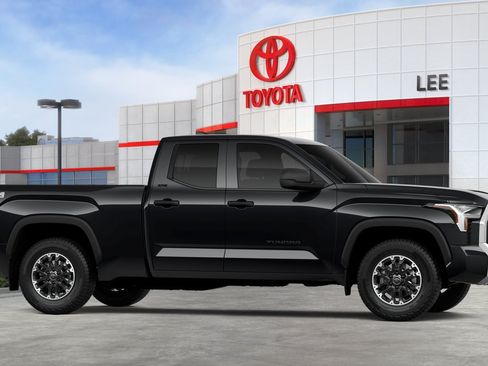 New 2026 Toyota Tundra SR5 AWD/4WD image 13