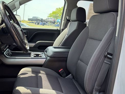 Used 2018 Chevrolet Silverado 1500 LT w/ All Star Edition AWD/4WD image 18