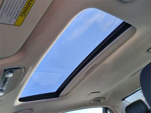 Used 2021 Genesis G90 5.0 Ultimate image 19