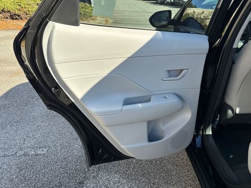 New 2026 Hyundai Kona SE image 21