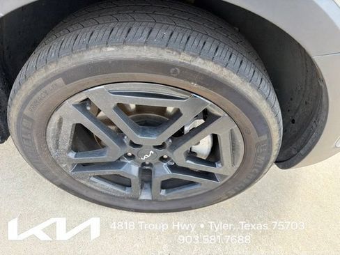 Certified 2024 Kia Telluride SX X-Line AWD/4WD image 10