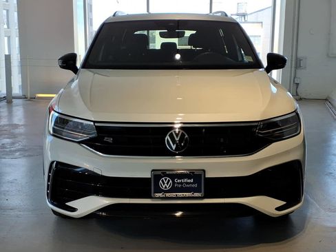 Certified 2023 Volkswagen Tiguan SE R-Line FWD image 2