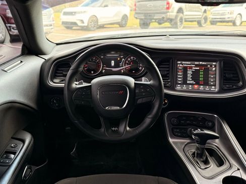 Used 2018 Dodge Challenger R/T Scat Pack image 29