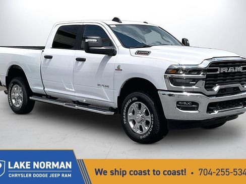 Used 2025 RAM 2500 Big Horn AWD/4WD image 1