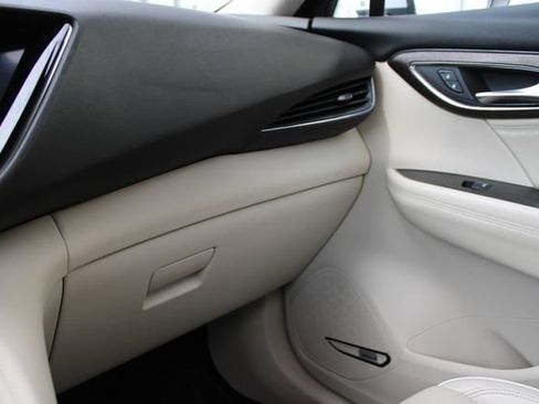 Used 2022 Buick Envision Avenir w/ Technology Package II FWD image 22