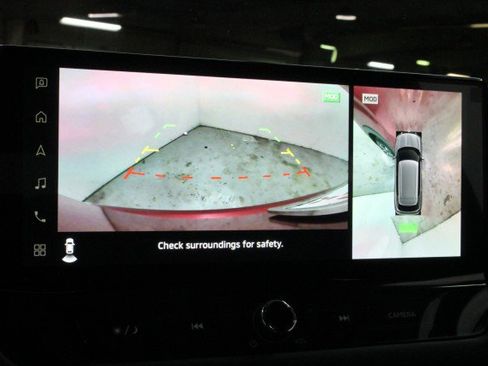 New 2026 Mitsubishi Outlander SE image 13