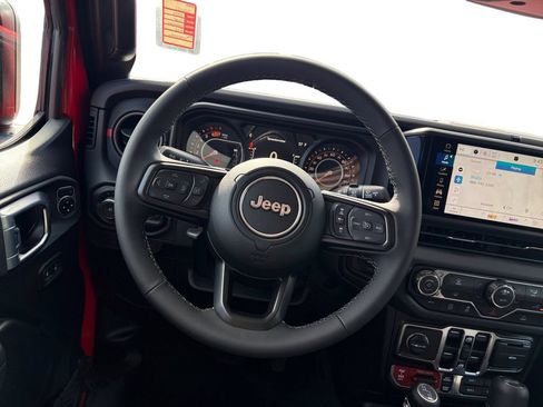 New 2026 Jeep Wrangler Unlimited Rubicon AWD/4WD image 13