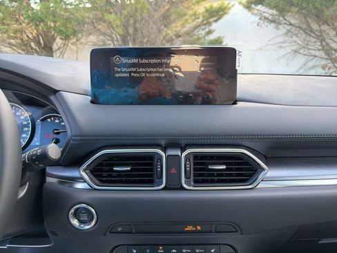 New 2025 MAZDA CX-5 AWD 2.5 S w/ Premium Plus Pkg image 18