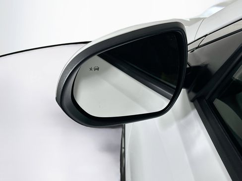 Used 2025 Buick Encore GX Preferred image 16