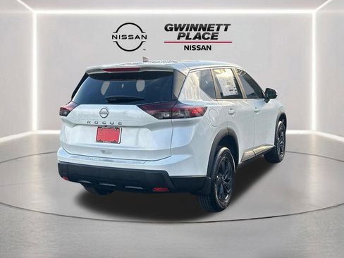 New 2026 Nissan Rogue SV FWD image 5