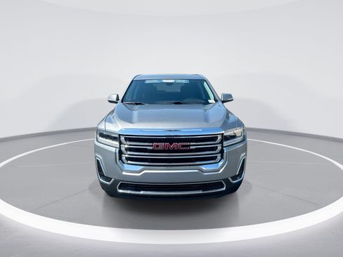 Used 2023 GMC Acadia SLE FWD image 3